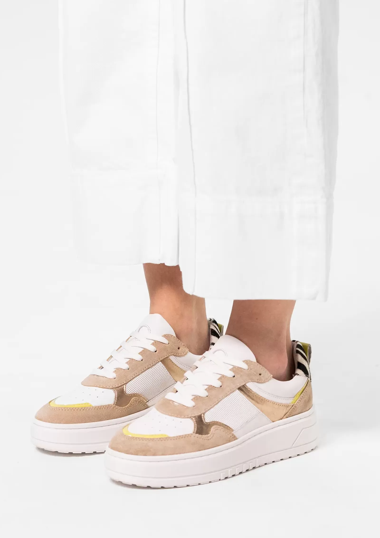 Femmes Sacha Baskets<Baskets En Cuir Avec Details - Blanc