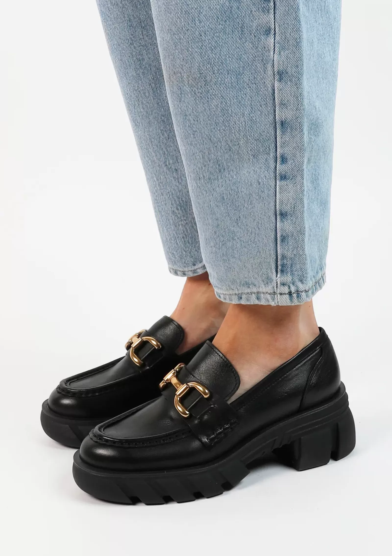 Femmes Sacha Mocassins<Loafers Chunky En Cuir Avec Chaine - Noir