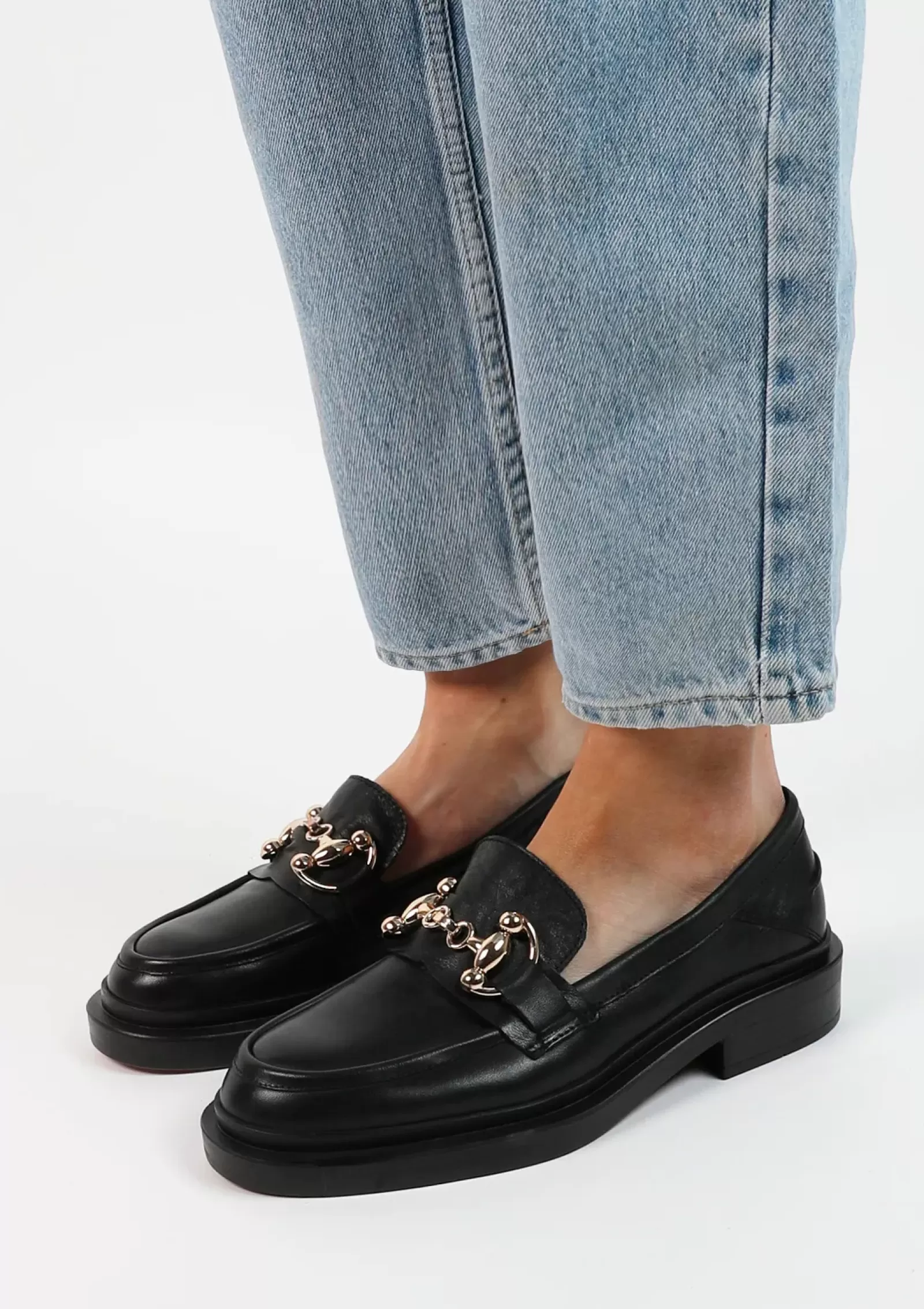 Femmes Sacha Mocassins<Loafers En Cuir Avec Chaine - Noir